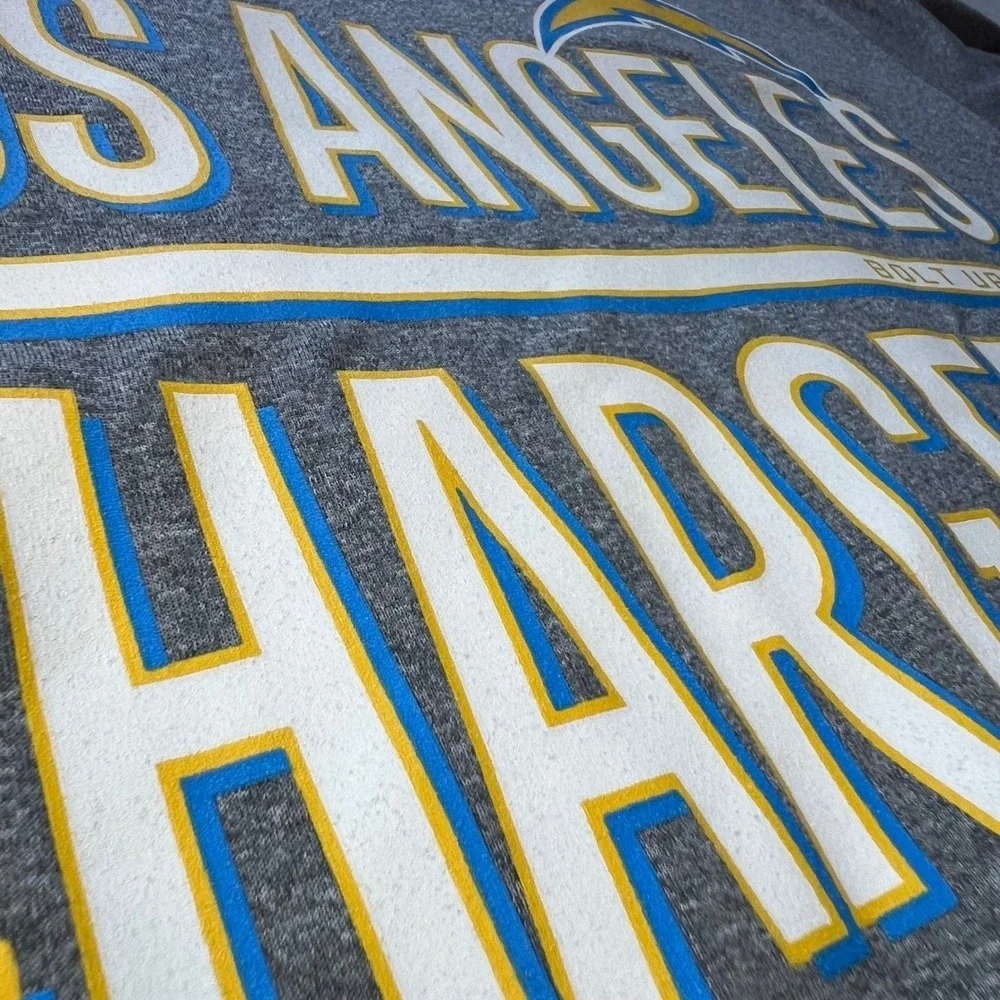 Los‎ Angeles Chargers T-Shirt Mens Size Medium NFL Team Apparel Poly Bolt Up